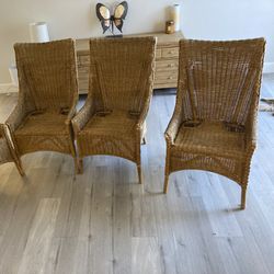 Indoor Chairs 