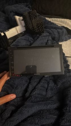 Kenwood CarPlay , with dvd receiver