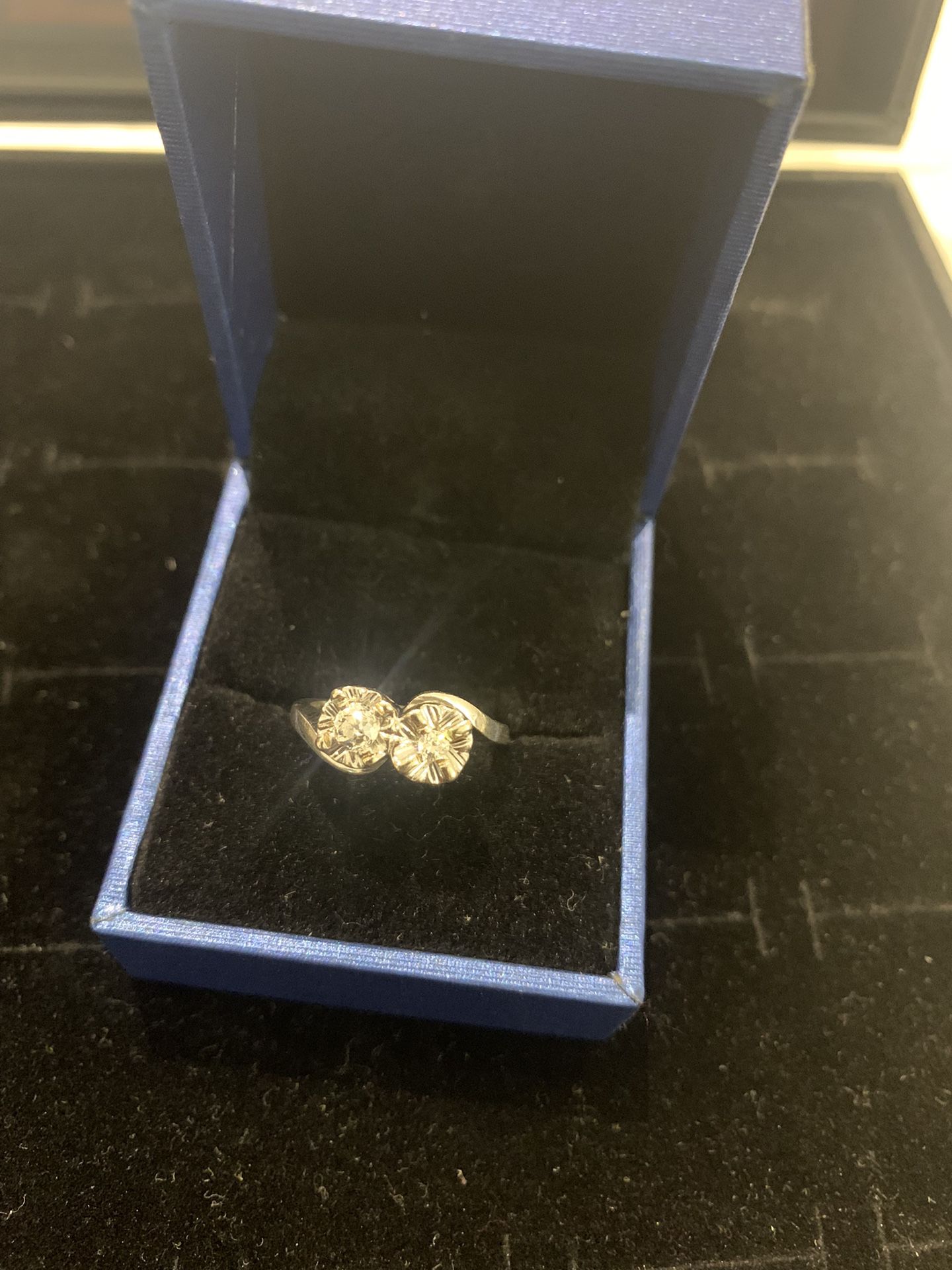 14K GOLD ROUND DIAMOND RING 