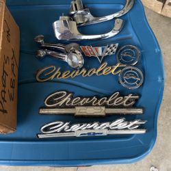 1966 Impala Badges Gold/silver