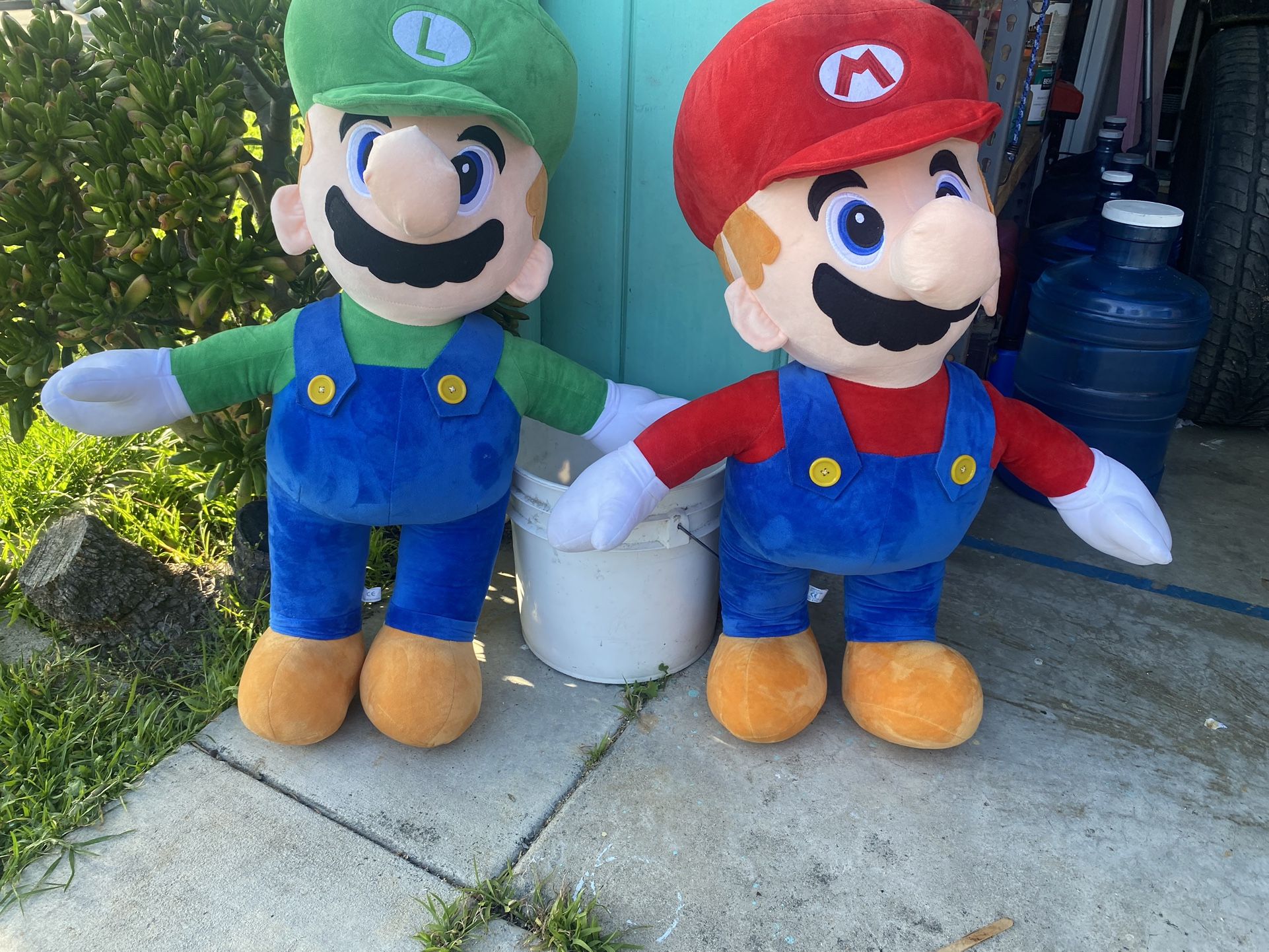 Mario & Luigi Props