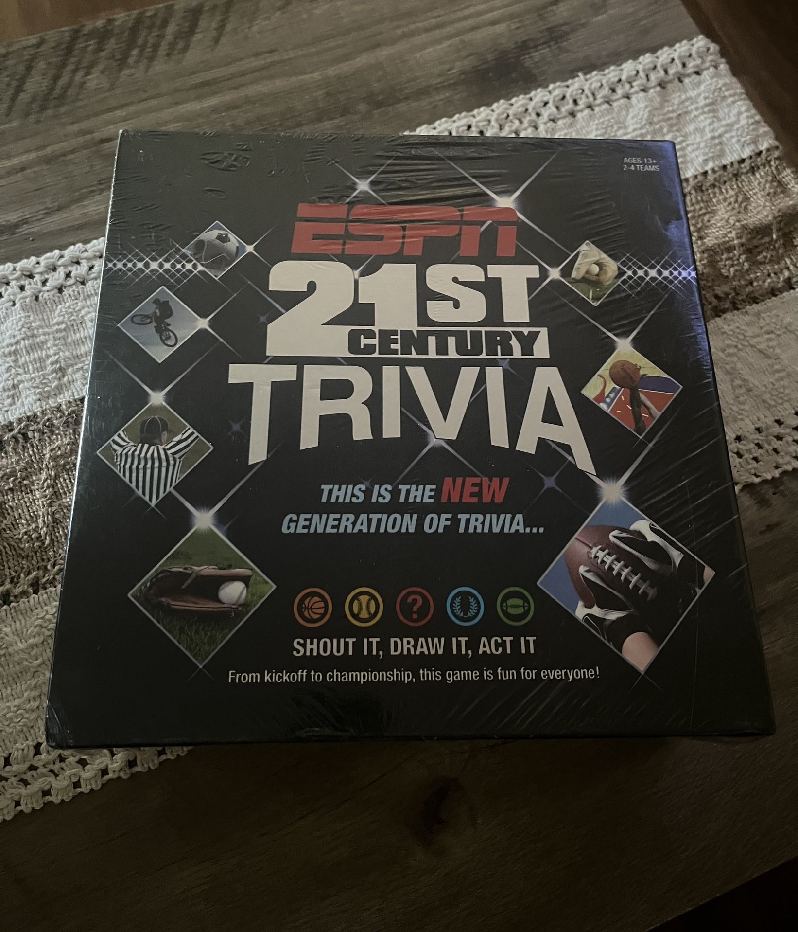 Board Game ESPN trivia ( NEW)