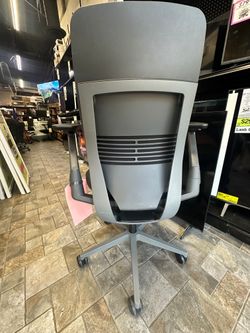 HUGE CHAIR SALE! Steelcase Gesture High End Ergonomic Office Chair