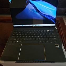  HP Dragonfly 13th Gen Laptop