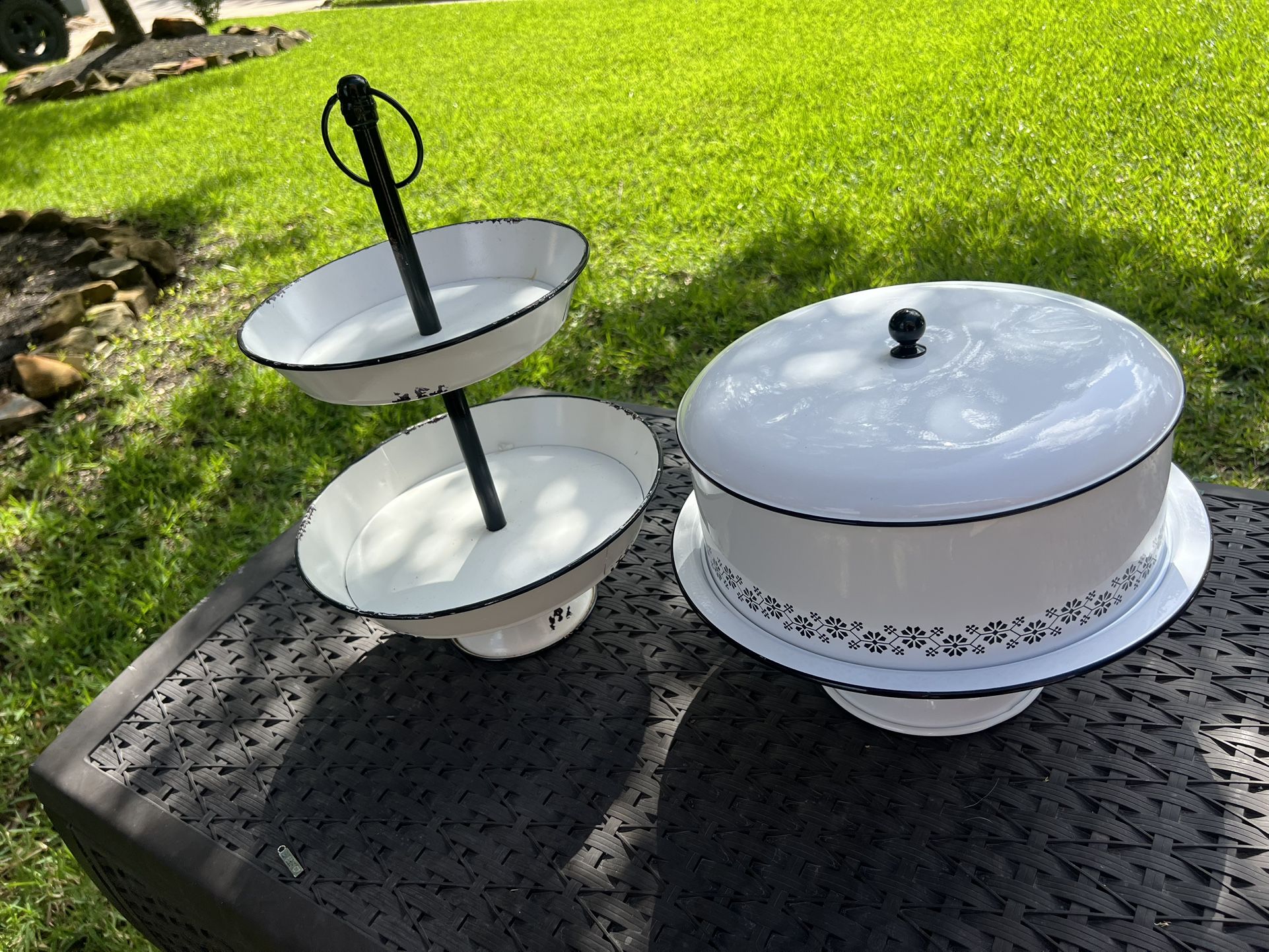 dessert plates (30$)Both