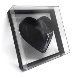 XL Black Transparent Hard Plastics Square Flower Box With Heart Shape In The Middle/Caja de flores cuadrada de plástico duro transparente negra  