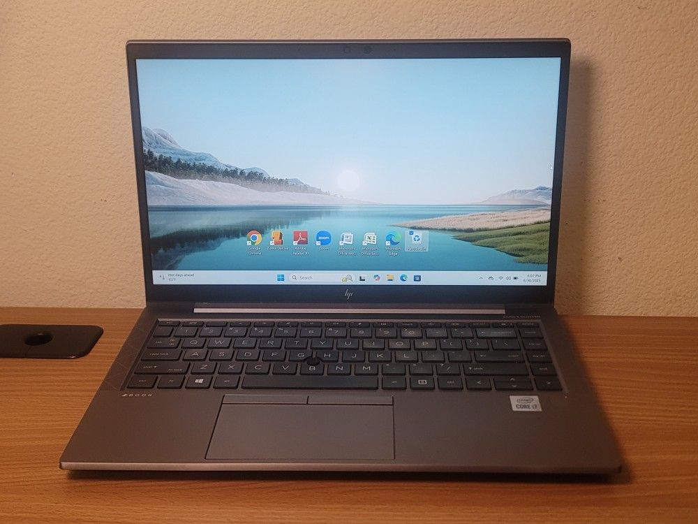 HP ZBook Firefly 14 G7 Touchscren Quad i7 512GB SSD 16GB RAM 4GB VRAM P520