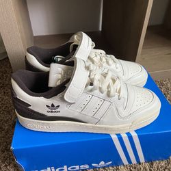 Adidas Forum