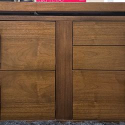 Comoda By Antoine Proulx 