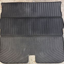 2019-2022 Honda Pilot Folding Cargo Tray