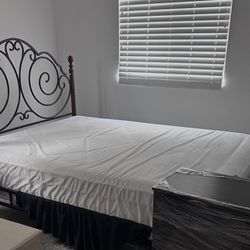 Great Price ! Gothic Dark Color Wrought Iron Queen Bed Headboard, And Frame