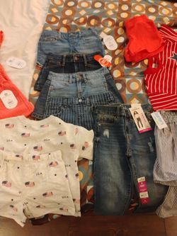Little girls cloths size 5 Carter's , Jordache ,wonder nation