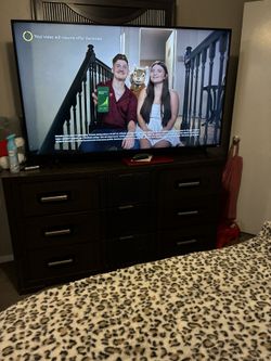 Bed And 2 Dressers