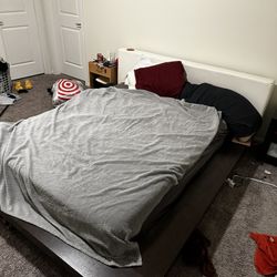 Queen Size Bed frame With Headboard 