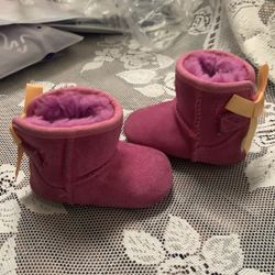 Pink Baby Uggs with Bows  Size 0/1 