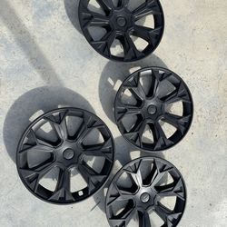 Tesla Model Y 19-inch Wheel Covers