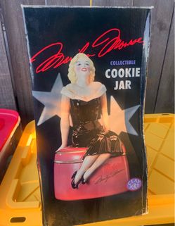 Marilyn Monroe Collectible Cookie Jar by Clay Art