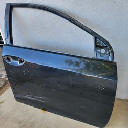 2014 - 2019 Toyota Corolla Door Shell Oem Passenger Side 