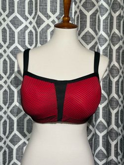 Le Mystère High-Impact Sports Bra red w/ black mesh size 34G