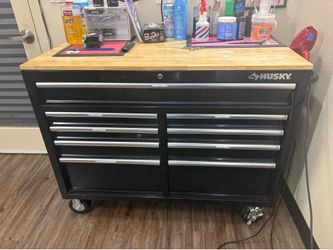 Husky Tool Box great condition!