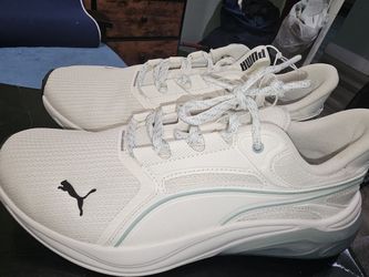 PUMA Running Shoes