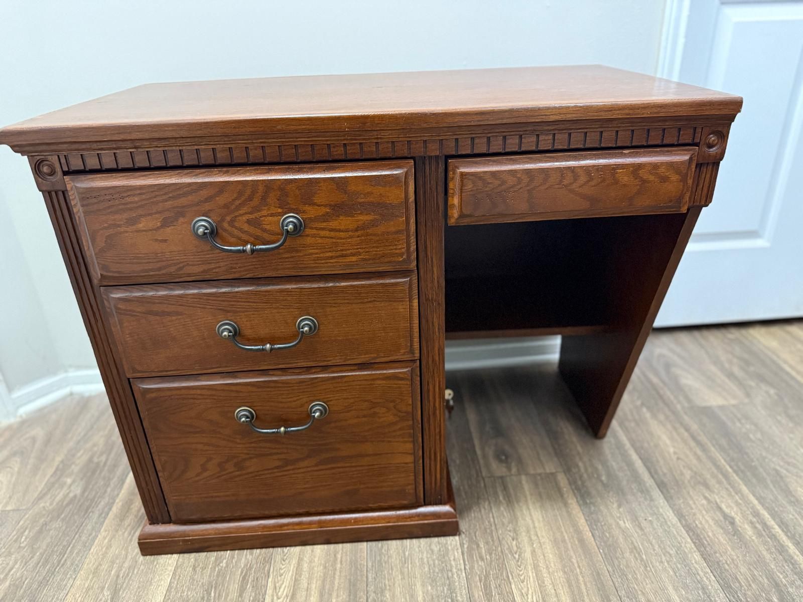 Wood Desk – 4 Drawers, Classic & Solid