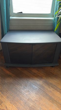 Small Tv stand