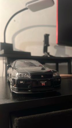 Nissan gtr r34  1 18 by auto art