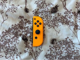 Nintendo Switch Joy-Con Yellow R)