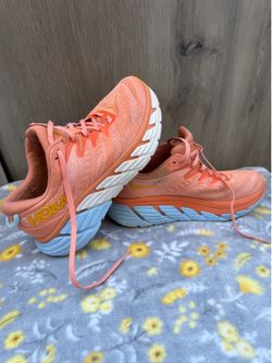 HOKA