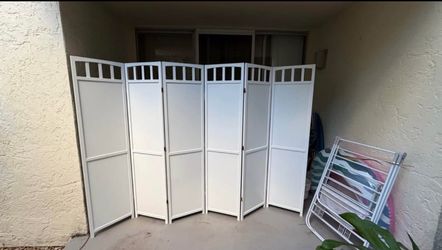 wooden room divider (used, excellent condition). White