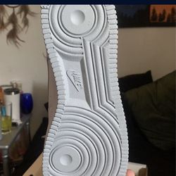 BRAND NEW air forces 