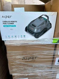 New With Tags Cordless Robotic Pool CLeaner Aiper Seagull Plus