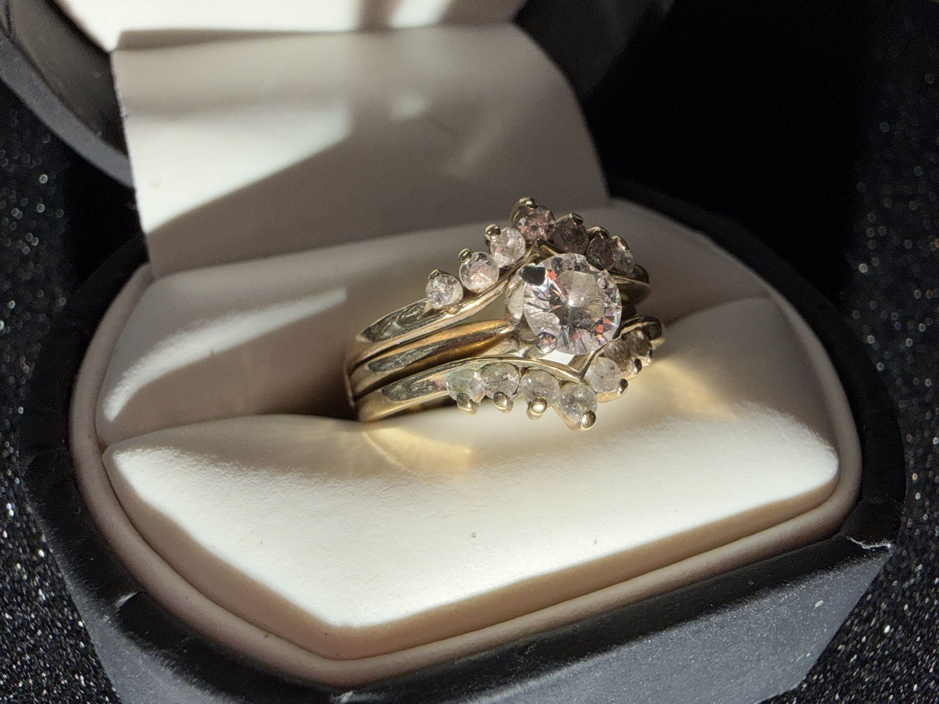 NICE 2 Piece 14K Diamond Set, .30CT, Size 5, Big Round Stone