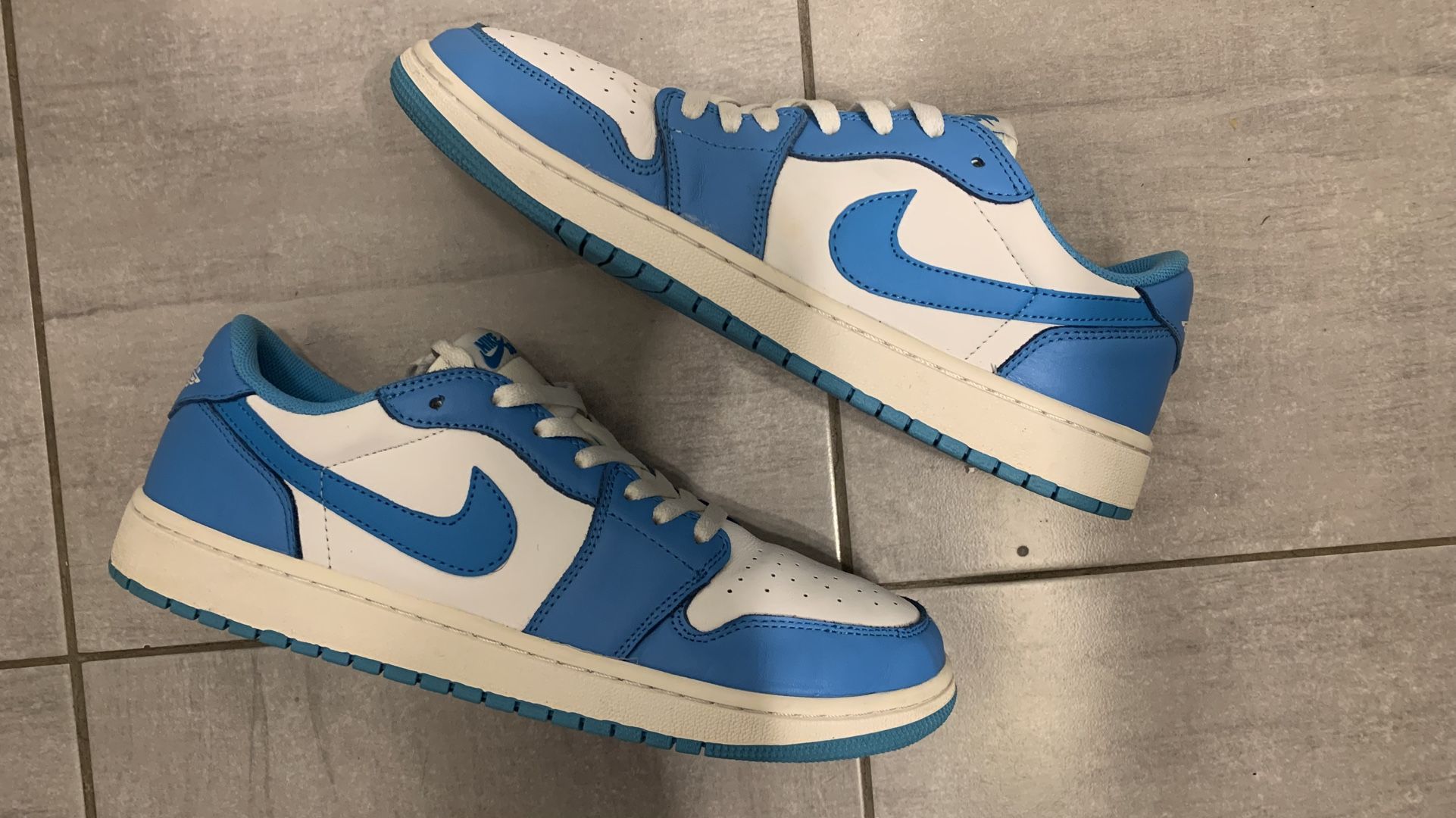 Air Jordan 1 Low SB UNC Size 11