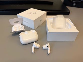 Apple AirPods Pro (1st Gen)