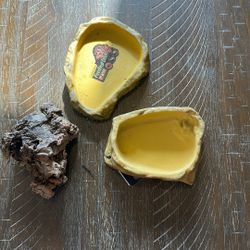 Exo Terra Medium Dishes