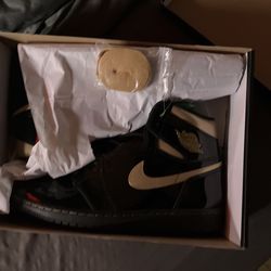 Jordan 1 Black And Gold