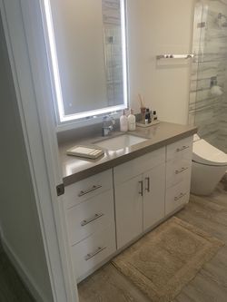 Vanity With counter Top And Faucet 500