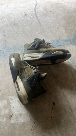 Men’s Jordan 4s