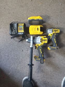 DeWalt 20V XR Drill, Impact Driver, Batteries & Charger Set