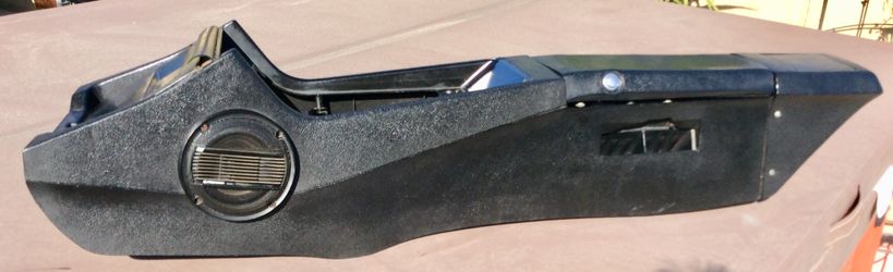 1970 To 1972 Cameo Original Center Console For An Automatic Transmission