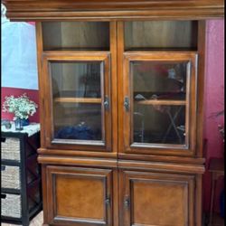 Wooden Cabinets/Entertainment center
