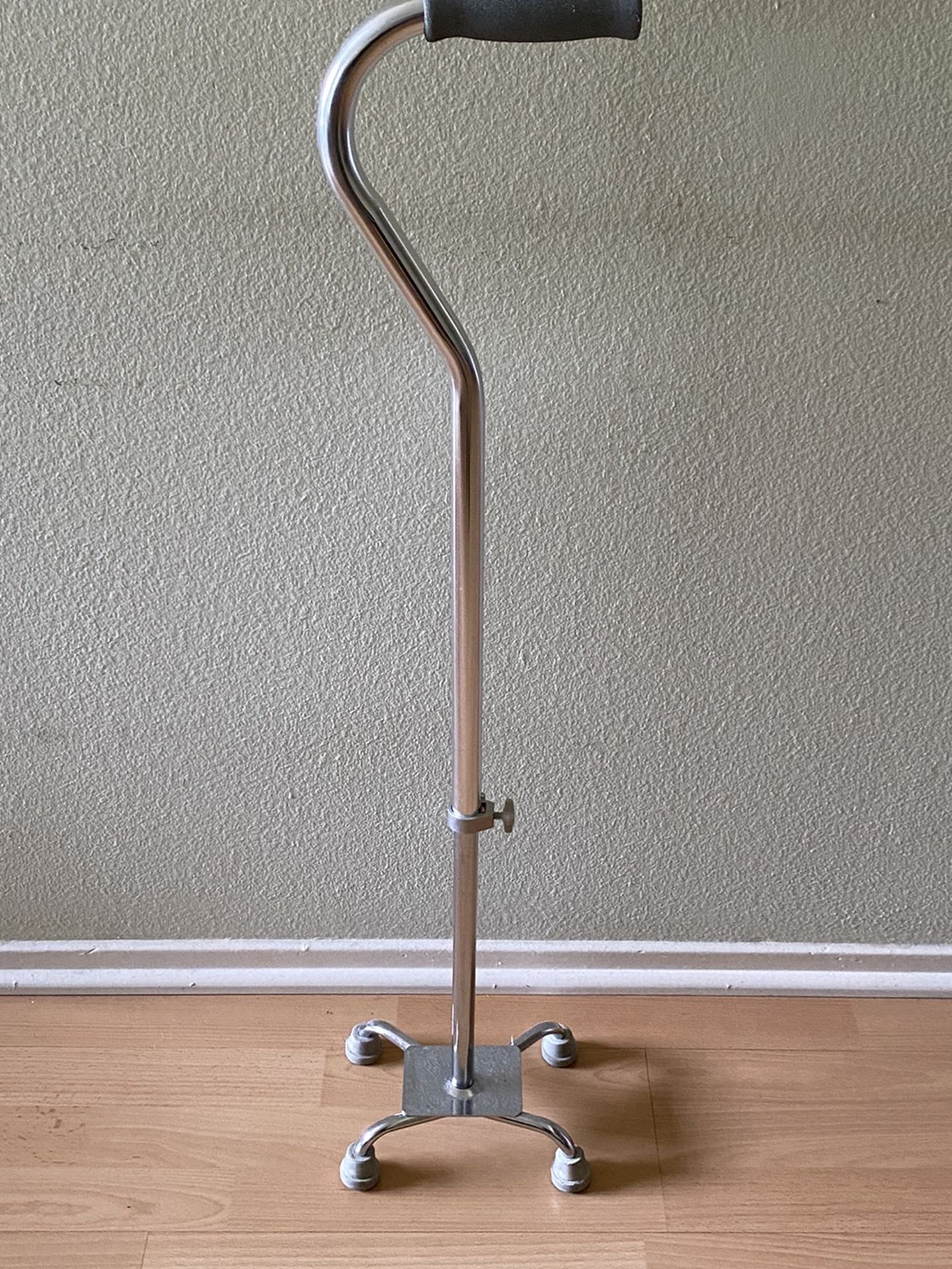 Silver Walking Cane Adjustable height