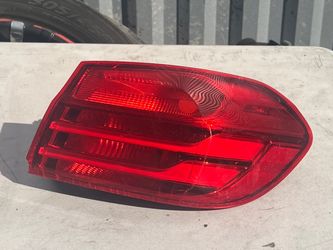 2014-2018 Bmw 435i F32 F33 F36 Rear Right Passenger Tail Light Quarter Panel OEM