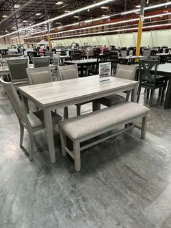 6-Pcs Dining Set. New in a box We offer delivery & installation.    Comedor de 6 piezas Nuevo en caja