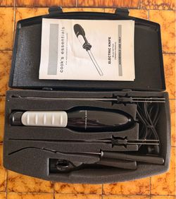 Cook's Essentials Kitchen Electric Knife Set