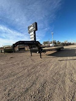 2026 Ironbull 30Ft Deckover Trailer