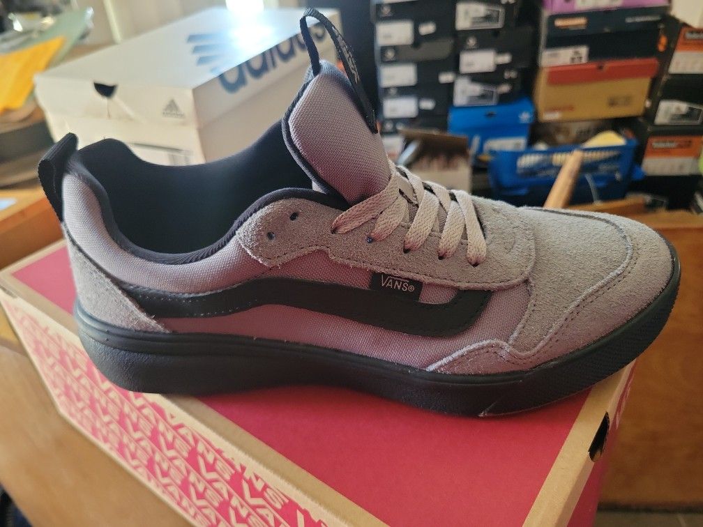 Vans Sizes 7 And 8 Mens