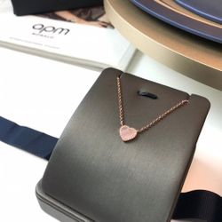 APM Monac Mother-of-Pearl Heart Necklace